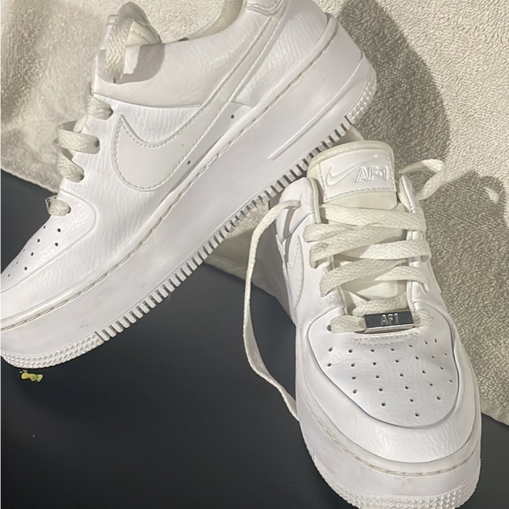 Air Force One Nikes taking reasonable offers